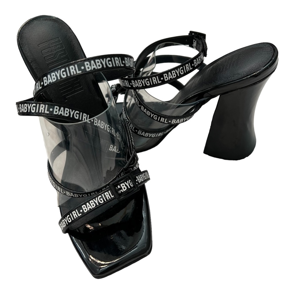 Poster Grl Dolls Kill BabyGirl Clear Chunky Heel Square Toes Sandals 8